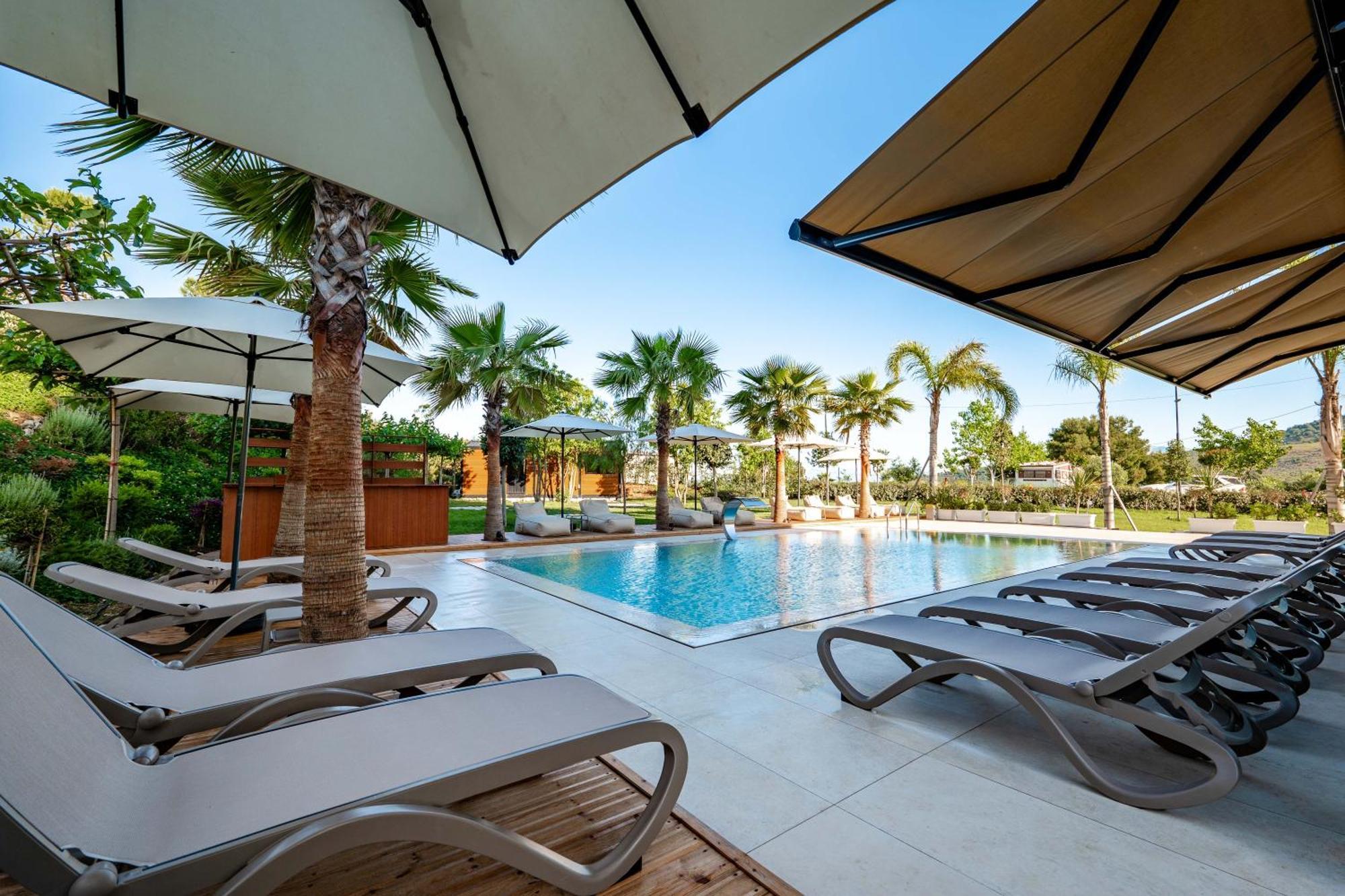 Euro Hotel Ksamil Zewnętrze zdjęcie